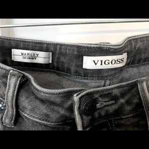 Bigots cropped grey distressed jeans.